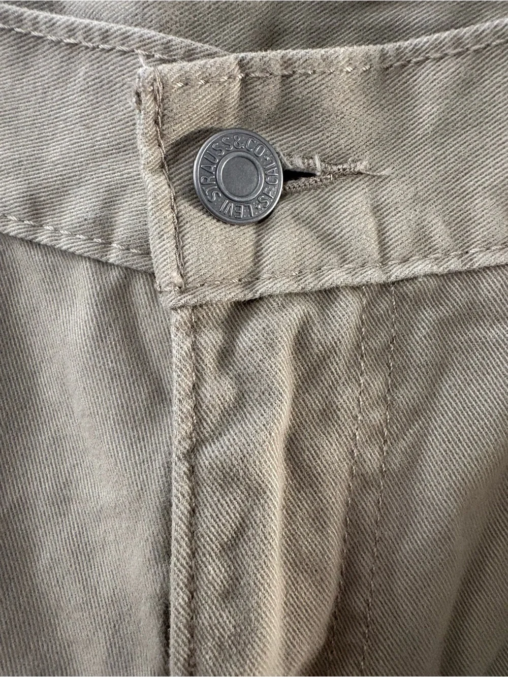 Levi's 514 Straight Khaki Pants - Light Tan